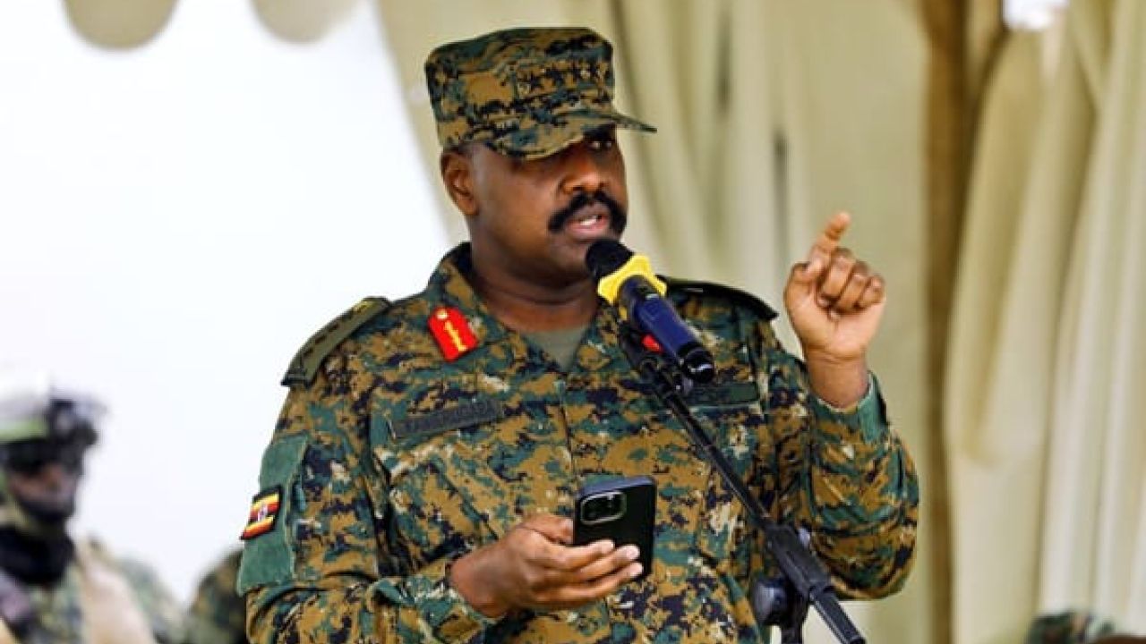 ইসরায়েল ধ্বংসের মুখে পড়লে যুদ্ধে নামবে উগান্ডা: সেনাপ্রধানের হুঁশিয়ারি