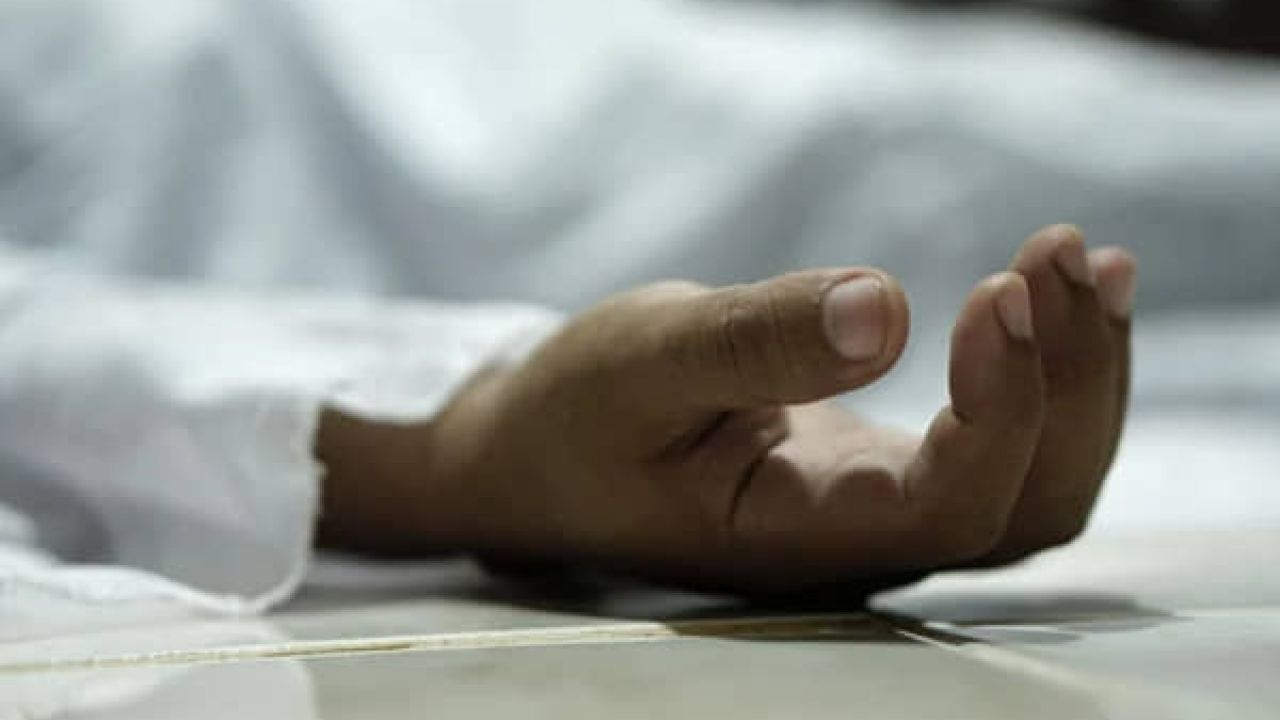 কুমিল্লায় পূর্বশত্রুতার জেরে আওয়ামী লীগ নেতার নেতৃত্বে কৃষককে কুপিয়ে হত্যা