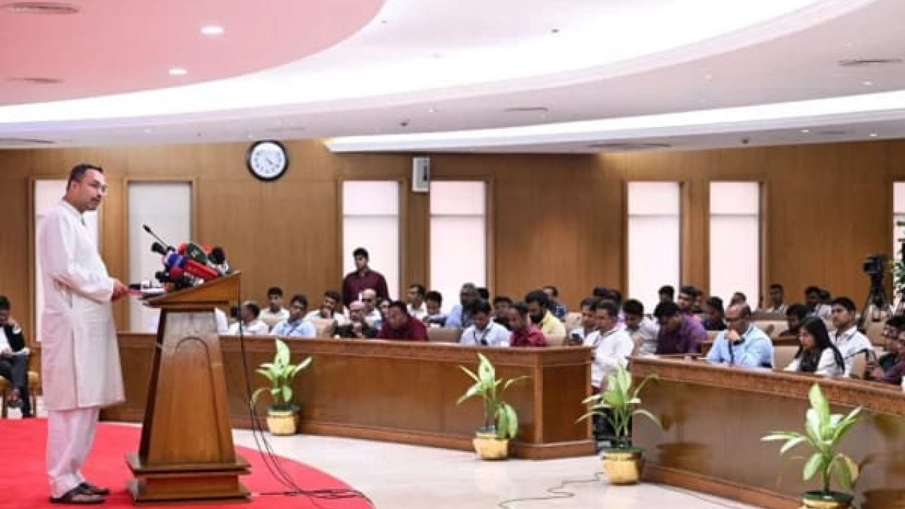 সরকারের দুই মাসে ৬০ পদক্ষেপ: কৃষক কার্ড থেকে পেপাল, শিক্ষায় খেলাধুলা বাধ্যতামূলক