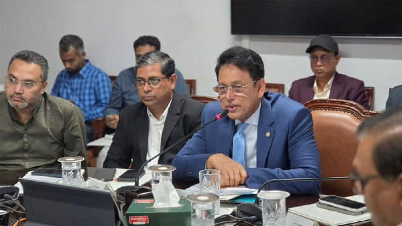 প্রবল বর্ষণে ক্ষতিগ্রস্ত কৃষকদের তিন মাস সহায়তা দেবে সরকার