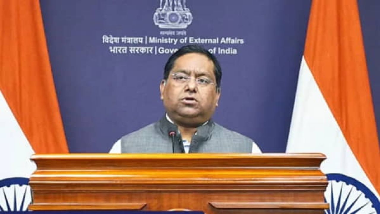 বিএসএফকে জমি হস্তান্তরে ভারতের পররাষ্ট্র মন্ত্রণালয়ের মন্তব্য: ‘সীমান্ত নিরাপত্তা অগ্রাধিকার’
