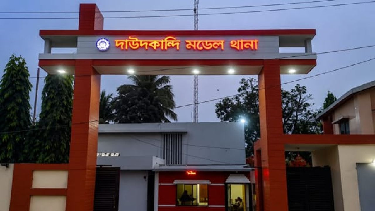 চিপস কিনতে যাওয়া শিশুকে দোকানে ডেকে নিয়ে ধর্ষণচেষ্টায় দোকান্দার আটক