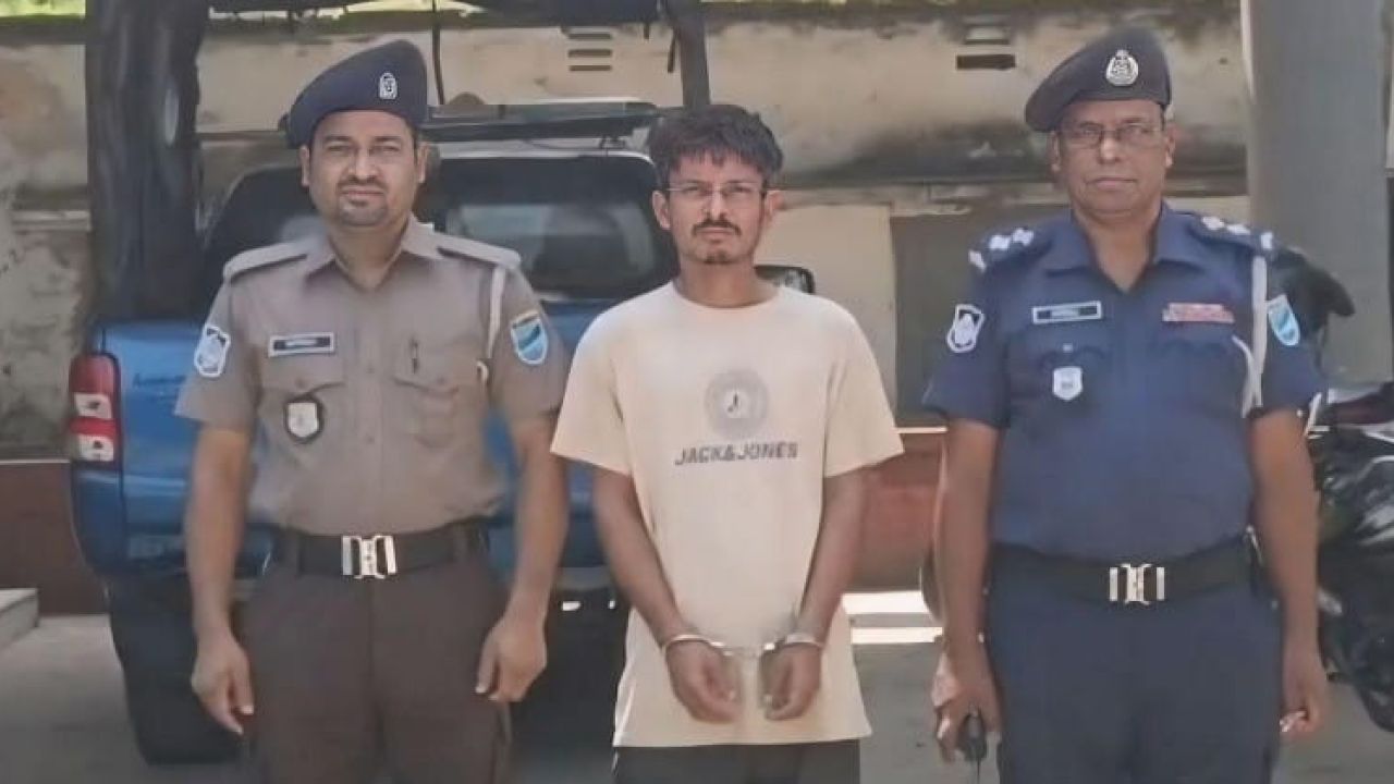 স্ত্রীর পরকীয়ার জেরে মামাতো ভাইকে কুপিয়ে হত্যা, স্বীকারোক্তি ঘাতকের