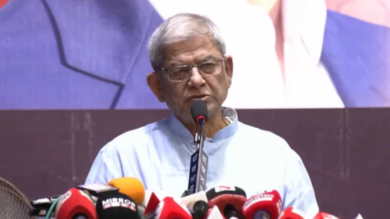 আওয়ামী ও গণতন্ত্র কখনোই এক সঙ্গে যায় না: মির্জা ফকরুল