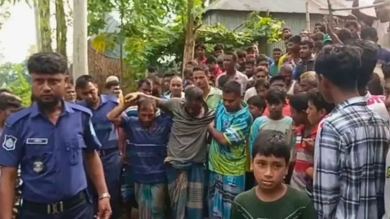 প্রবাসীর স্ত্রীকে ধর্ষণচেষ্টার অভিযোগে ইউপি সদস্য আটক, গণপিটুনির শিকার