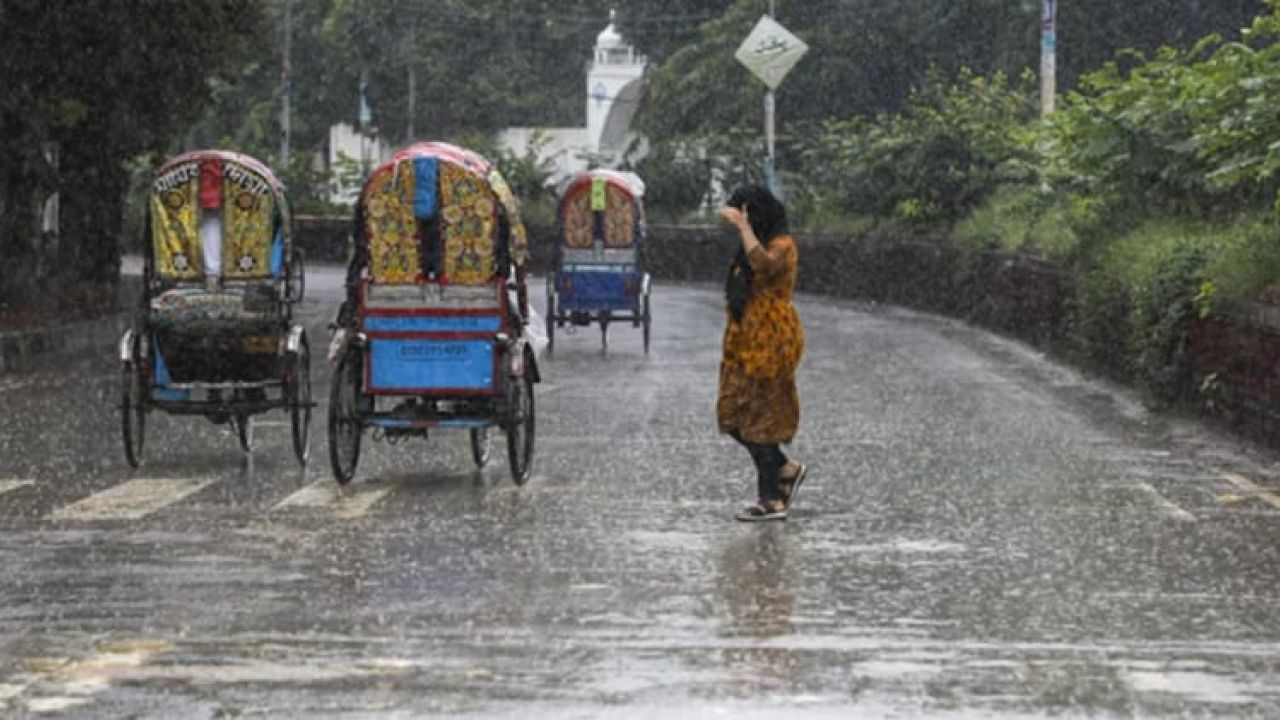 ছয় বিভাগে ভারী থেকে অতি ভারী বৃষ্টির পূর্বাভাস