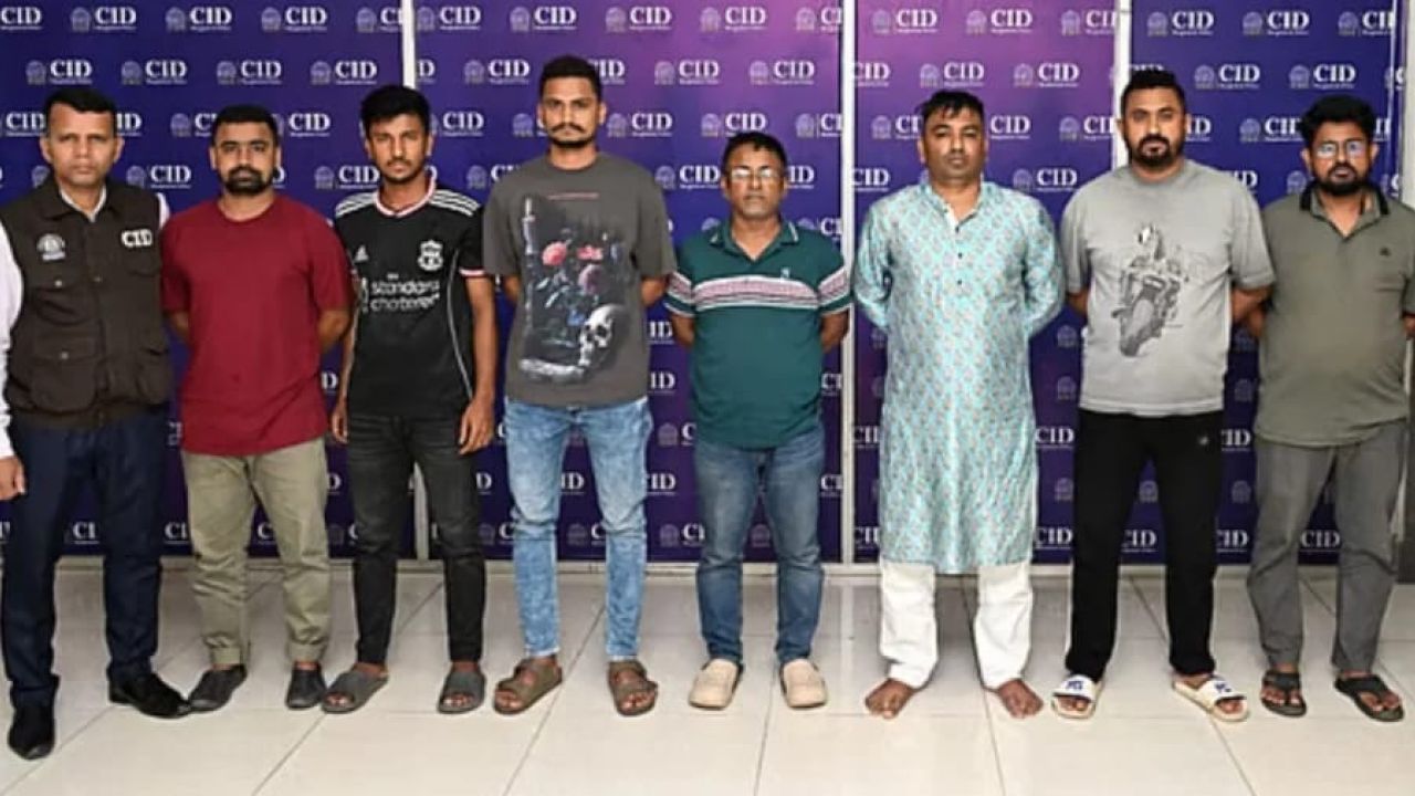 বিমানবন্দরে গিয়ে জানলেন তার নিজের পাসপোর্টে আরেক নারী ইতালিতে