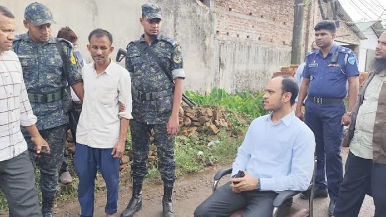 লক্ষ্মীপুরে নকল ঘি উৎপাদনের অভিযোগে ৩৮ কার্টন জব্দ, ব্যবস্থাপক জরিমানা
