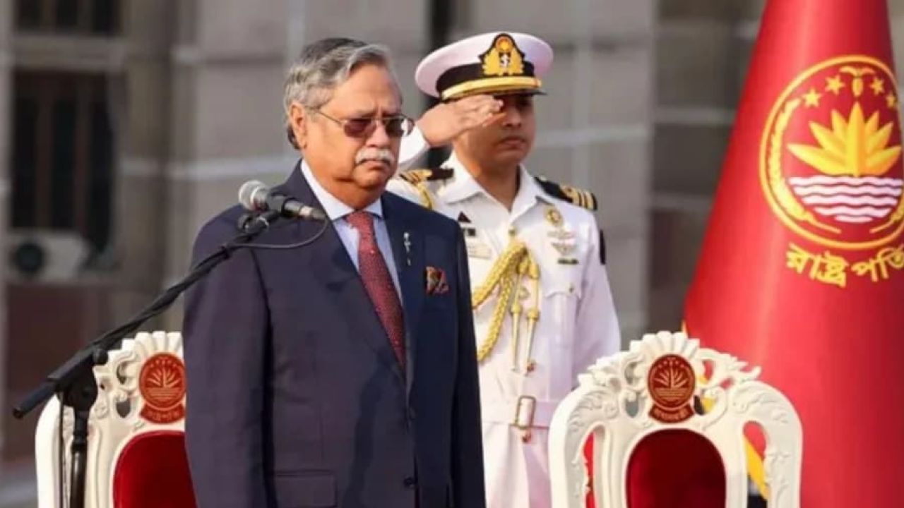 রাষ্ট্রপতি পদত্যাগের পর সাংবিধানিক প্রক্রিয়া শুরু, নতুন নির্বাচনের পথে দেশ