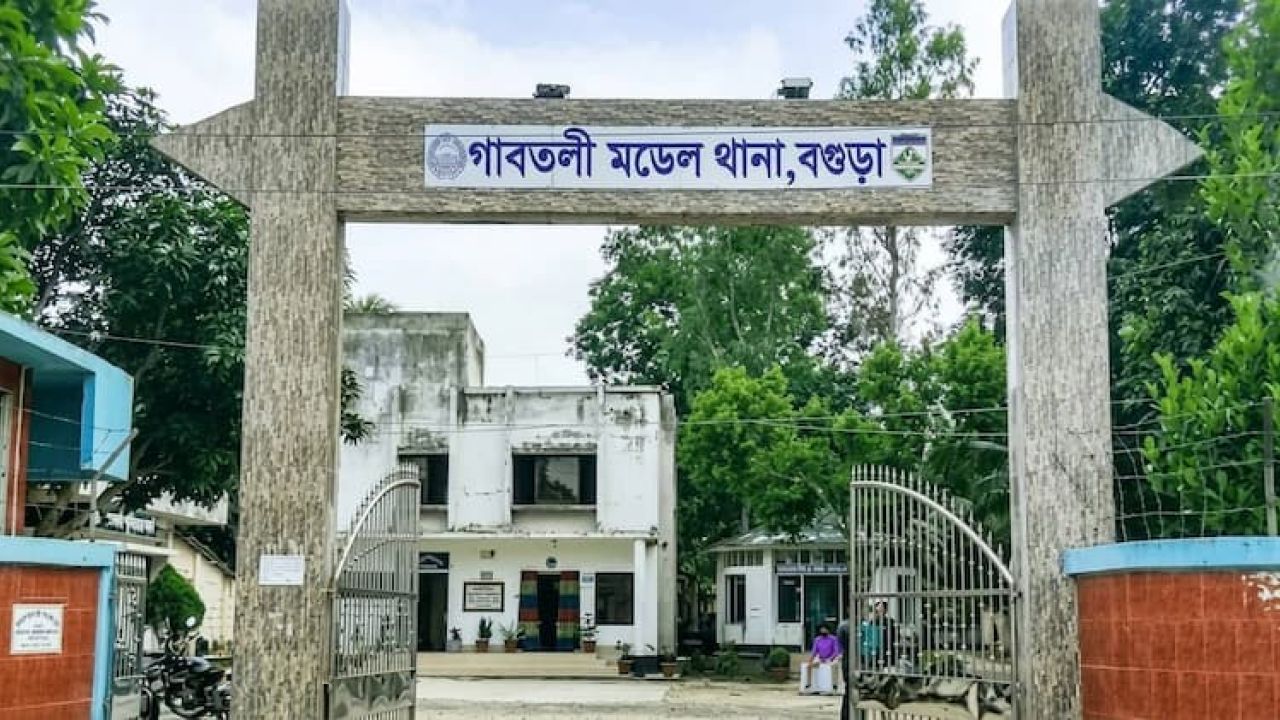 বগুড়ায় তালাকের হতাশায় নবম শ্রেণির ছাত্রের আত্মহত্যা
